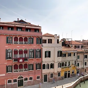 Palazzo Schiavoni Residenza D'epoca & Suite-apartments Pensión Venecia